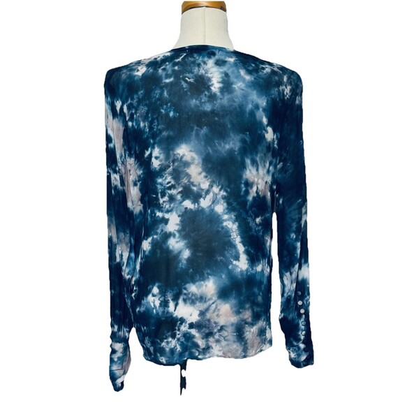Young Broke & Fabulous Flowy Boho Top Size M Blue Tie-Dye Faux Wrap Blouse - Picture 2 of 5